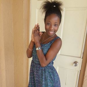 Meet your Posher, Mack-haila